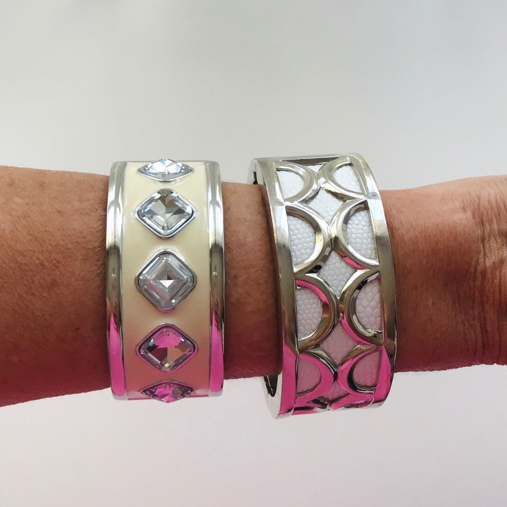 Bracelets - Picture 2 of 11